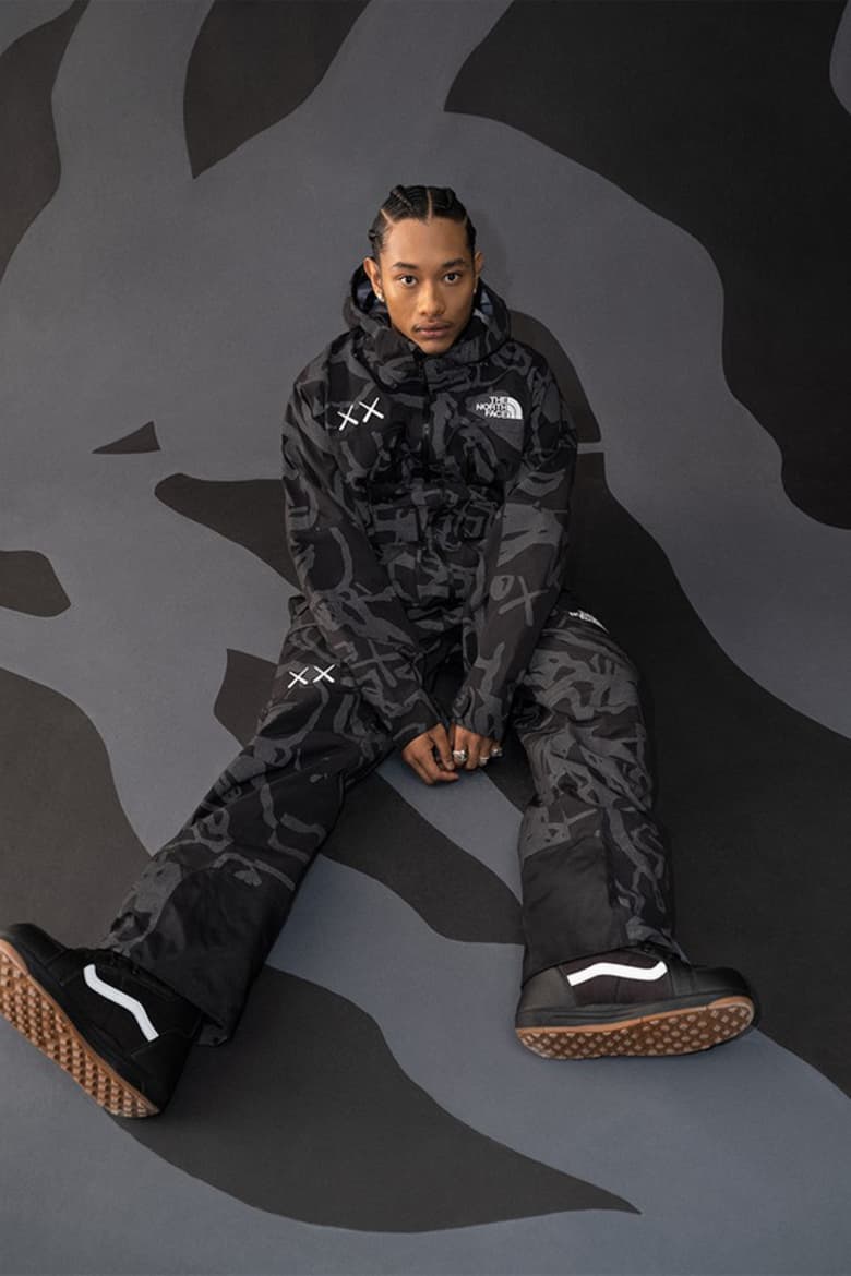 THE NORTH FACE XX KAWS COLLECTION END. (US)